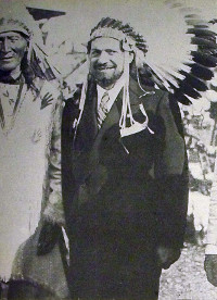 Italo Balbo Capo degli indiani Red Sioux col titolo di Aquila Volante